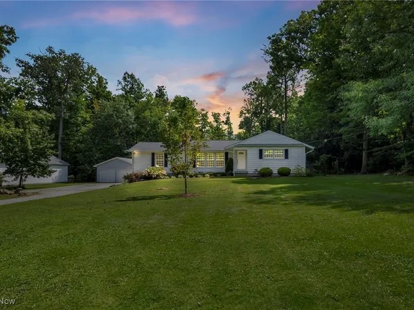 8359 Timberlane Dr, Painesville, OH 44077