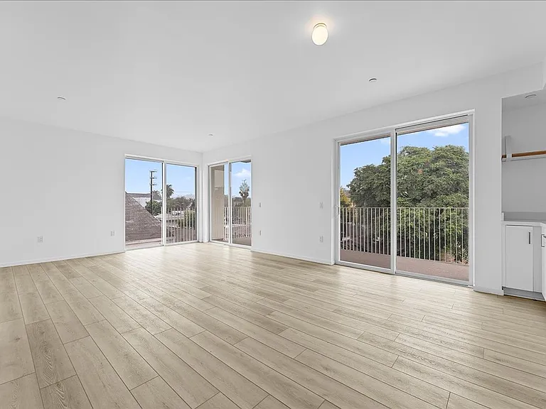 636 N. Juanita Ave, Los Angeles, CA 90004 — Photo 35