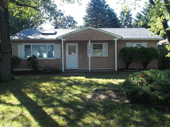 2nd image of 410 Chamberlain St