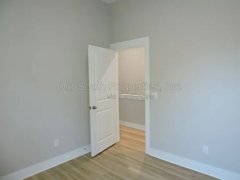 706 N F St #A — Photo 22