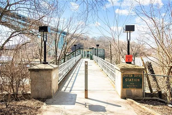 Sold by Douglas Elliman | media 37