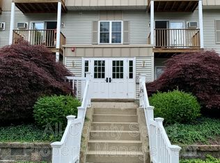 2 Ocean Ave APT 3B, Gloucester, MA 01930