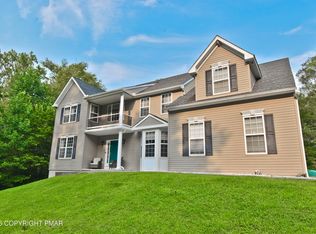 387 Shawnee Valley Dr, East Stroudsburg, PA 18302