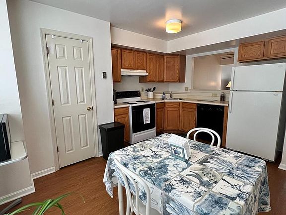 5th image of 3936 Tidewood Rd