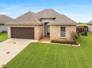 324 Ashton Oaks Ln, Luling, LA 70070