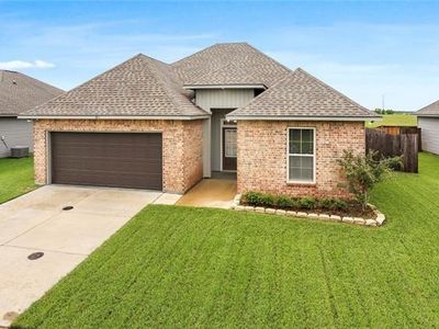 324 Ashton Oaks Ln, Luling, LA, 70070