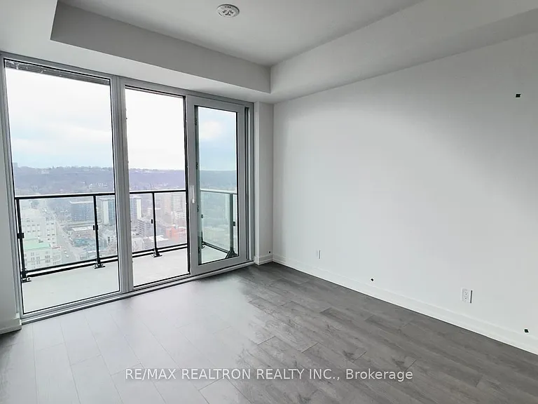 75 James St S #2912 — Photo 14