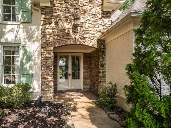 10230 Mackwood Dr, Lakeland, TN 38002