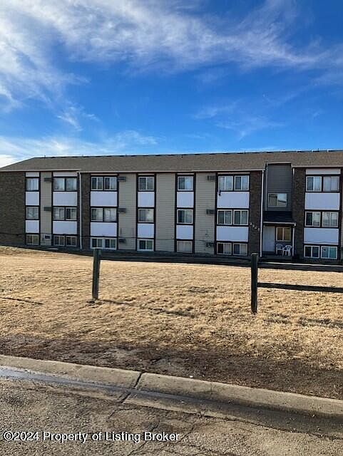 1st image of 2821 5th Ave W