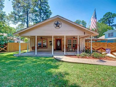 1507 N Thompson St, Conroe, TX, 77301