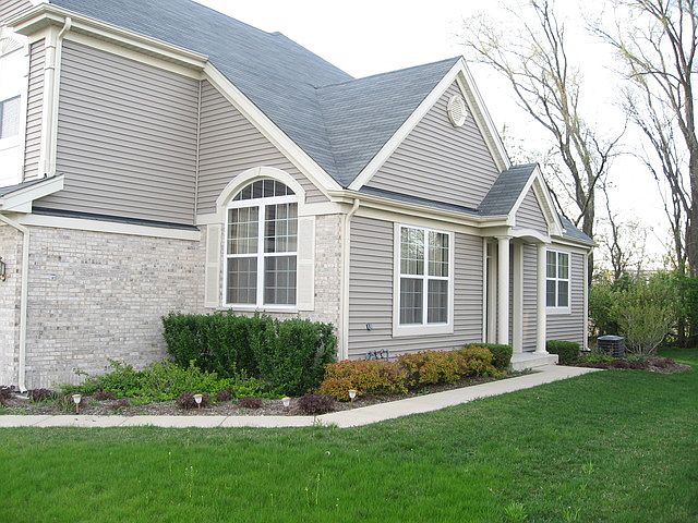 1st image of 1300 Tamarack Dr #0