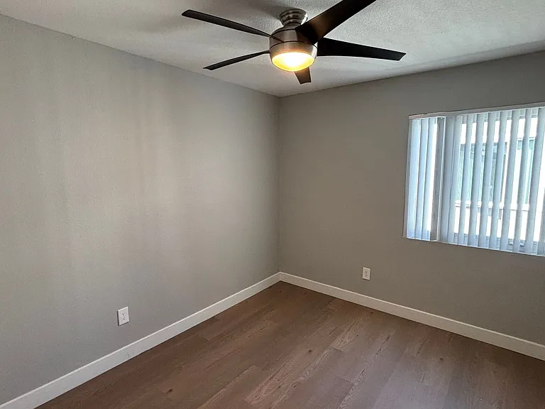 West Fifth Apartments — Photo 170
