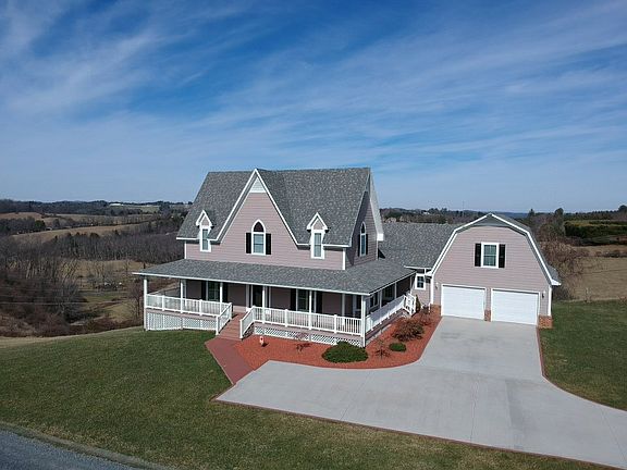 2nd image of 118 Pine Knoll Dr