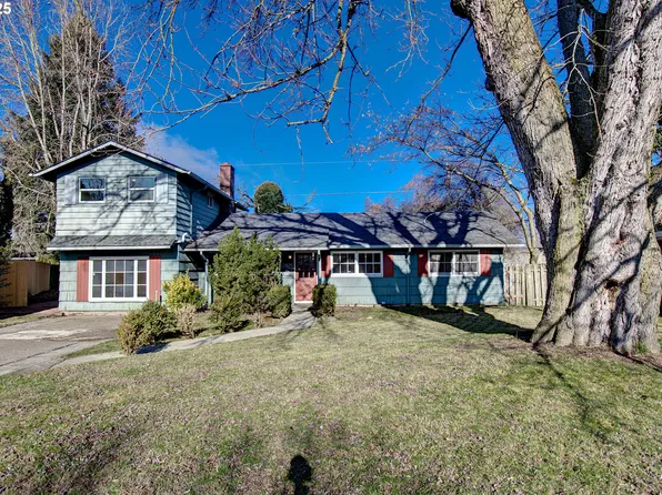 13825 NE Knott St, Portland, OR 97230