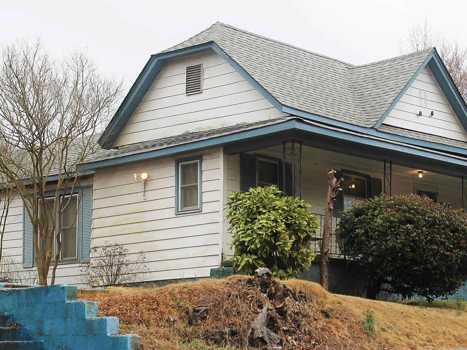 1st image of 310 Pryor St