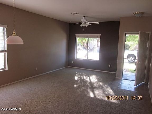 3rd image of 30143 N Royal Oak Way