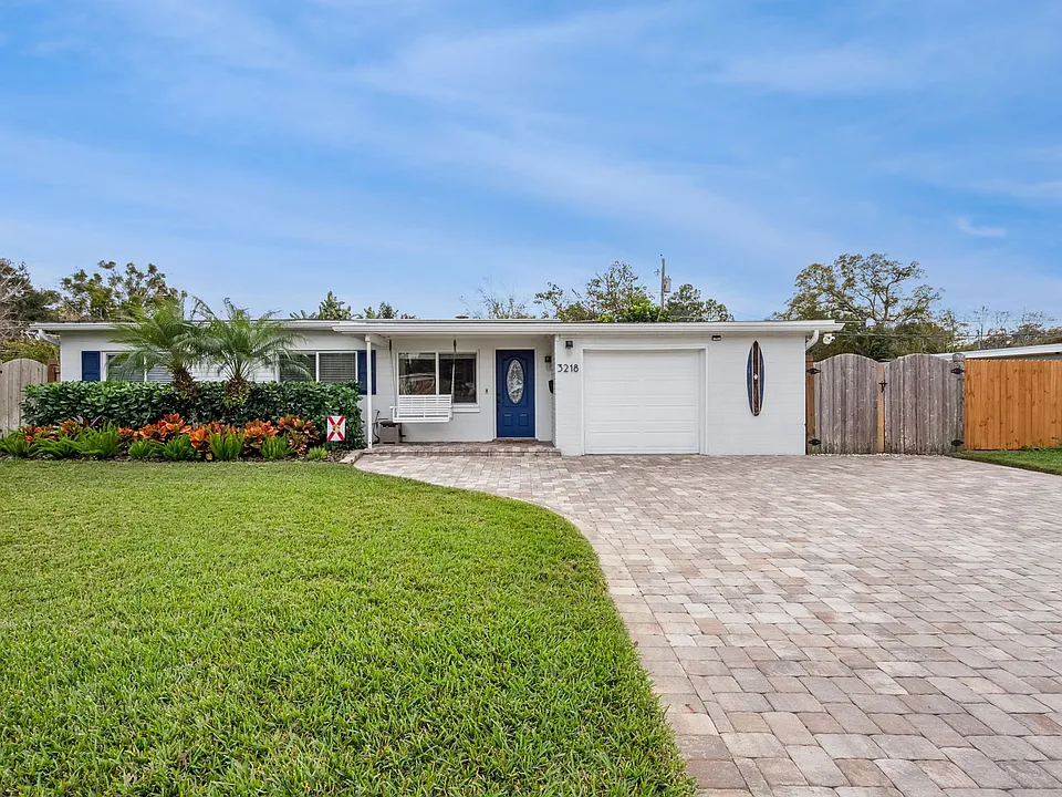 3218 Carnine Dr