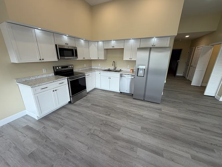 1318 11th Ave #3A — Photo 3