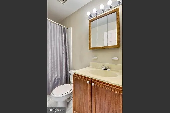 4701 Caddo St — Photo 5