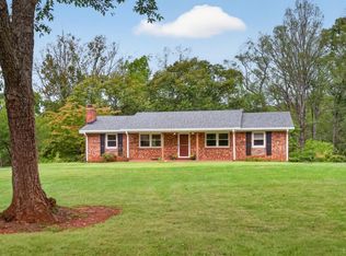 11094 Leesville Rd, Evington, VA 24550