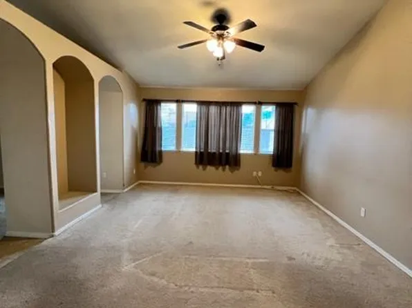 1467 Acorn Ct, Madera, CA 93637
