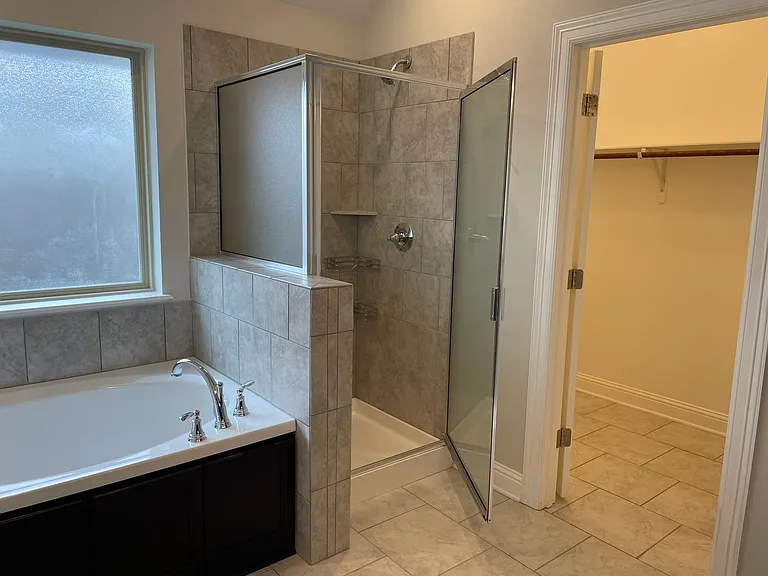 4001 False River Dr — Photo 5