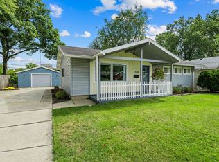 1034 Whitehall Dr, South Bend, IN