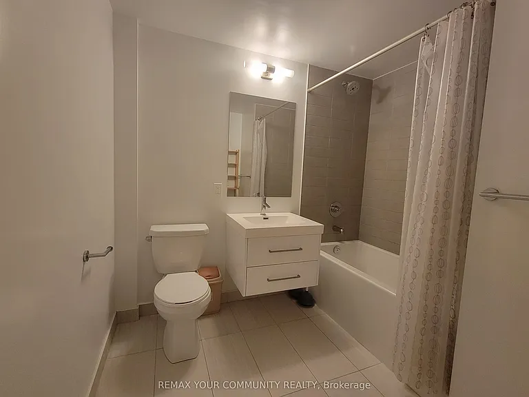 403 Church St #517 — Photo 2