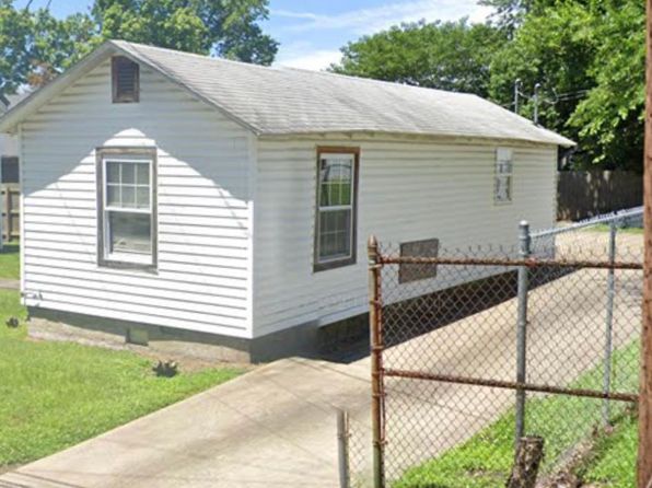 439 Center St #439B