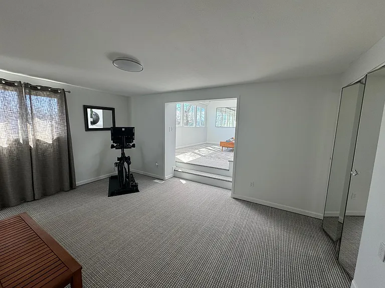 438 Hickory St — Photo 16