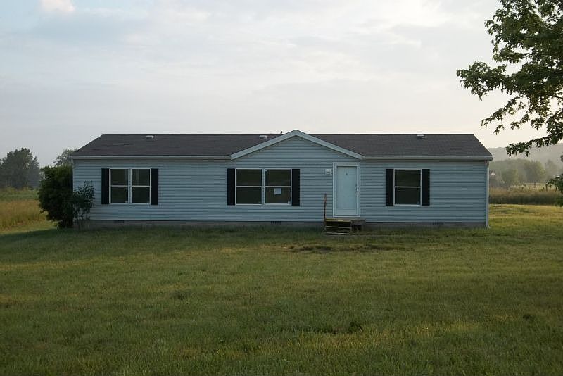1st image of 1911 Oak Ln