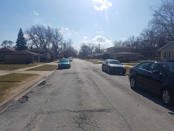 4th image of 14149 S Saginaw Ave