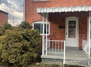 10 Rosamond St, Mc Kees Rocks, PA 15136