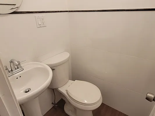 Rented by BLS Realty | media 7