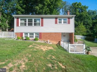 13328 Maple Leaf Ln, Woodbridge, VA 22191