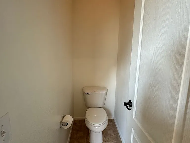 17637 W Molly Ln — Photo 9