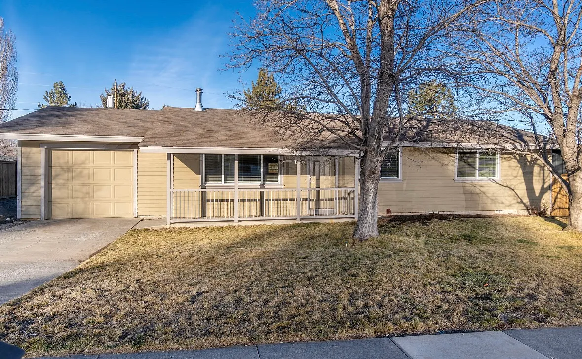 3 bed, 1200 sqft, $2,500 — Photo 1