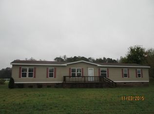 404 Haw Branch Rd, Richlands, NC 28574