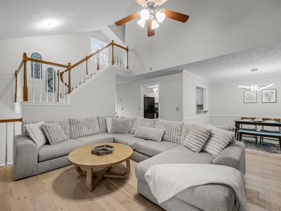 401 Oak Hollow Ct, Raleigh, NC, 27613