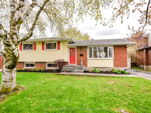 9 Ferguson Rd, Collingwood, ON L9Y 2Z9