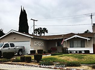 404 E Avenida De La Merced, Montebello, CA 90640