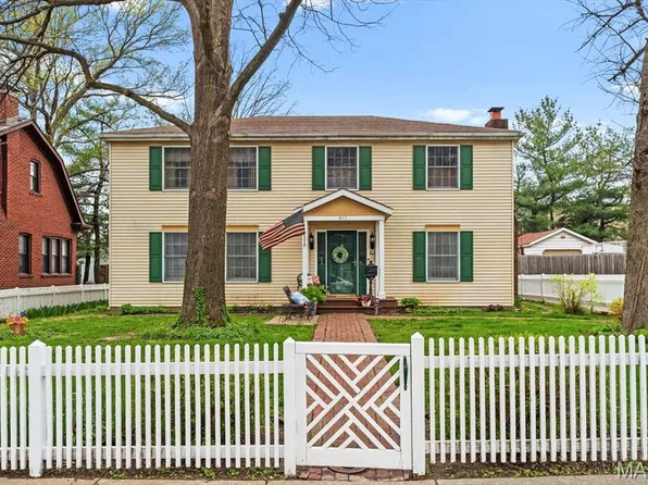 411 S High St, Belleville, IL 62220