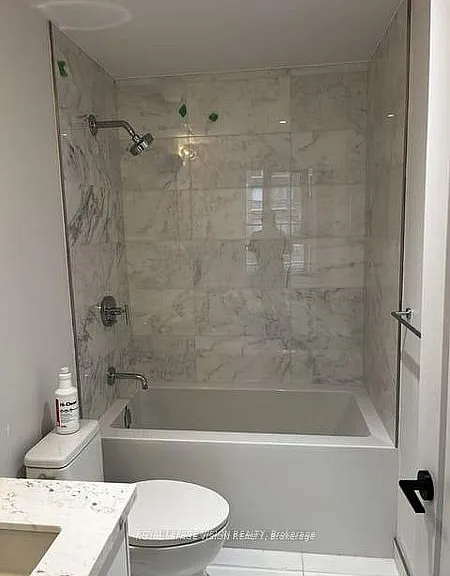 505 Glencairn Ave #209 — Photo 4