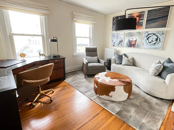 15 Elm St #3, Greenwich, CT 06830