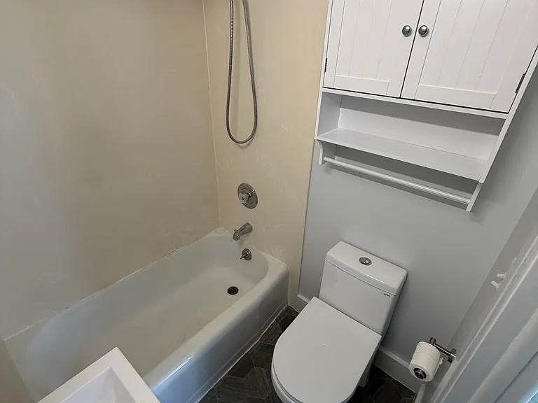 2111 E Dayton St #2 — Photo 12