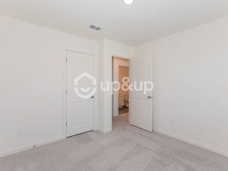 110 Rydal Way — Photo 8