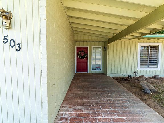 5th image of 503 W Bullard Ave