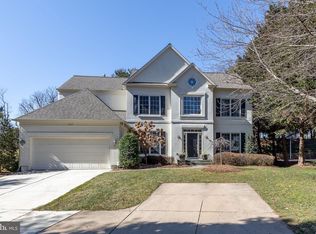9609 Timberview Ct, Vienna, VA 22182