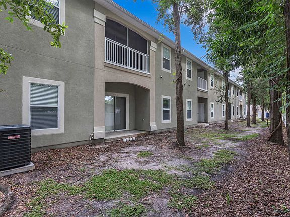 3rd image of 5050 Playpen Dr #4-2