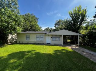 5402 Lyndhurst Dr, Houston, TX 77033